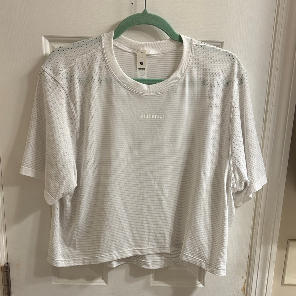 Lululemon White Ribbed T-Shirt